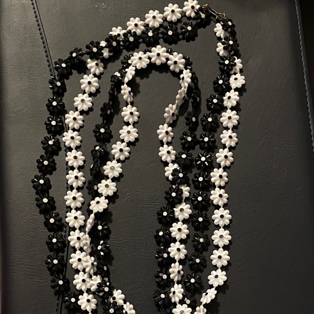 Vintage Black and White Floral Necklace